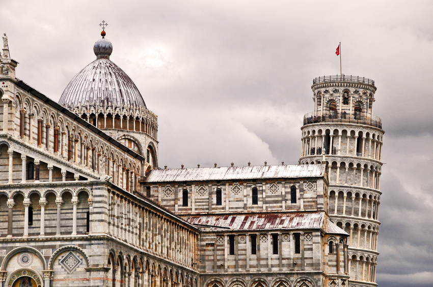 Pisa, piazza dei miracoli e torre pendente